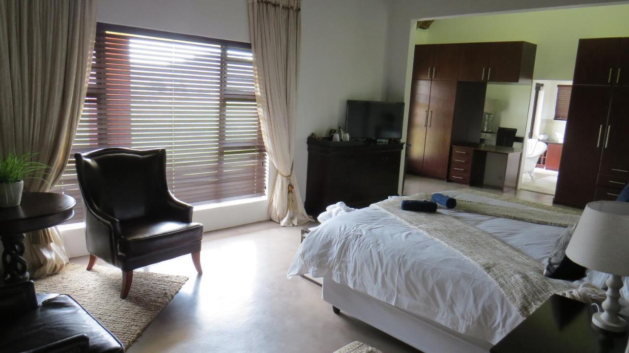 Parkview Safari Lodge 콜체스터 외부 사진